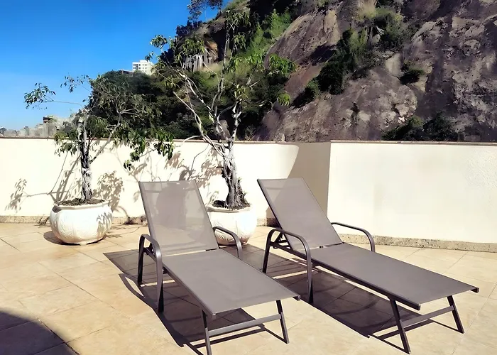 Flat Em Copacabana Com Piscina, Vaga Gratis E Vista Para O Verde - Praia A 5 Min Rio de Janeiro